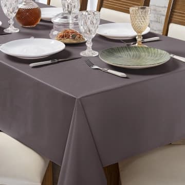 Toalha De Mesa PVC 2,50m x 1,40m Para Mesa 8 Lugares Lisa Térmica Impermeável Fácil de Limpar Marrom — Casa Scarpa