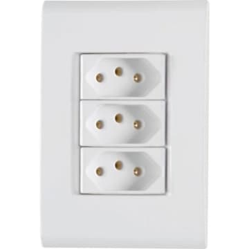Conjunto 4x2 com 3 Tomadas 2P+T 20 A 250 V Tramontina Liz — Tramontina